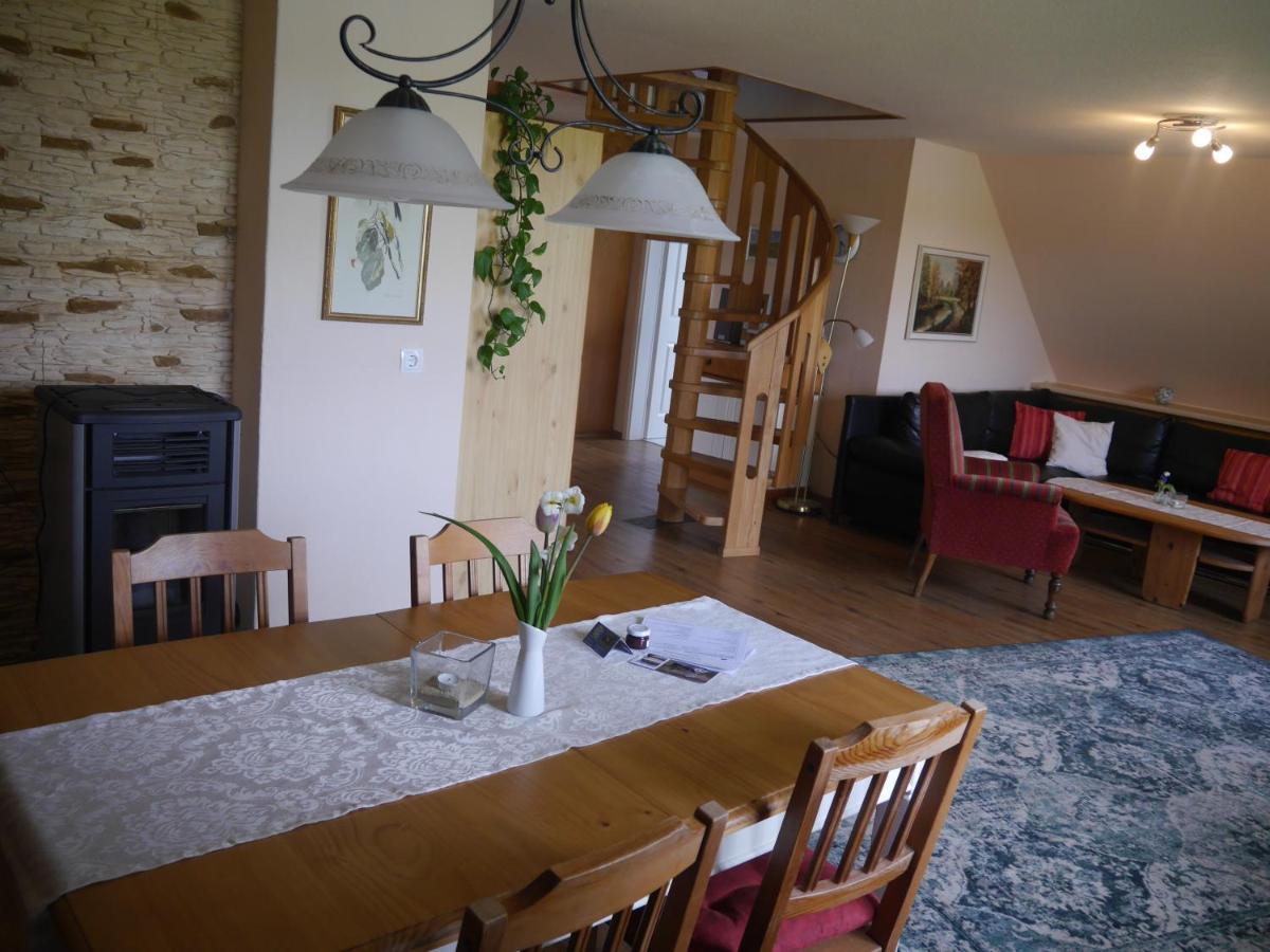 Ferienwohnung Weserblick Polle Luaran gambar