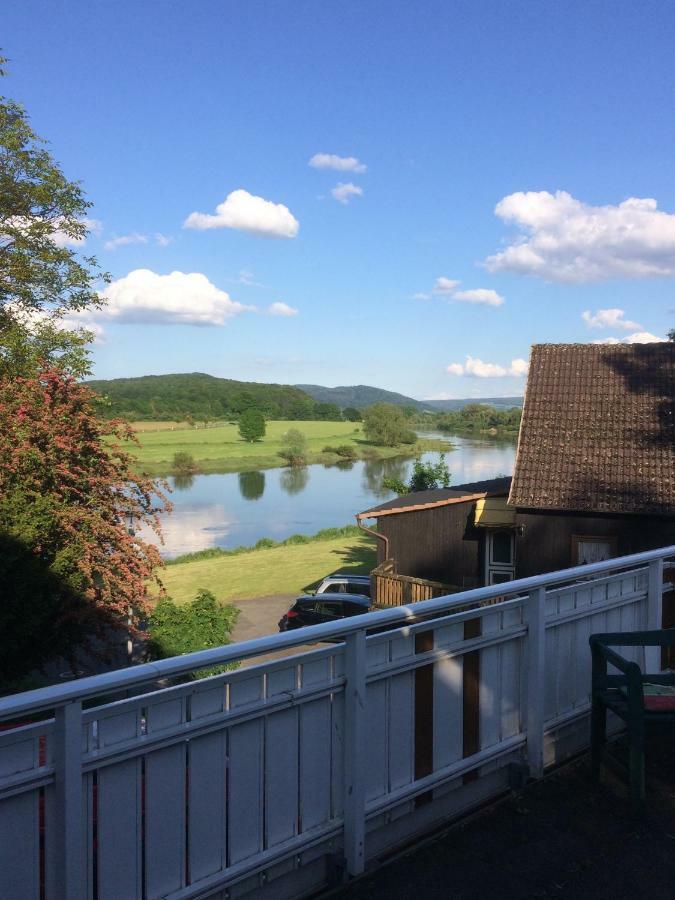 Ferienwohnung Weserblick Polle Luaran gambar